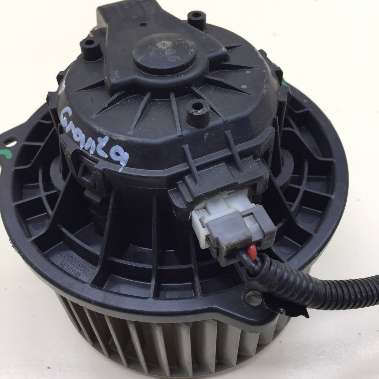 Моторчик отопителя Lada Granta 2011>