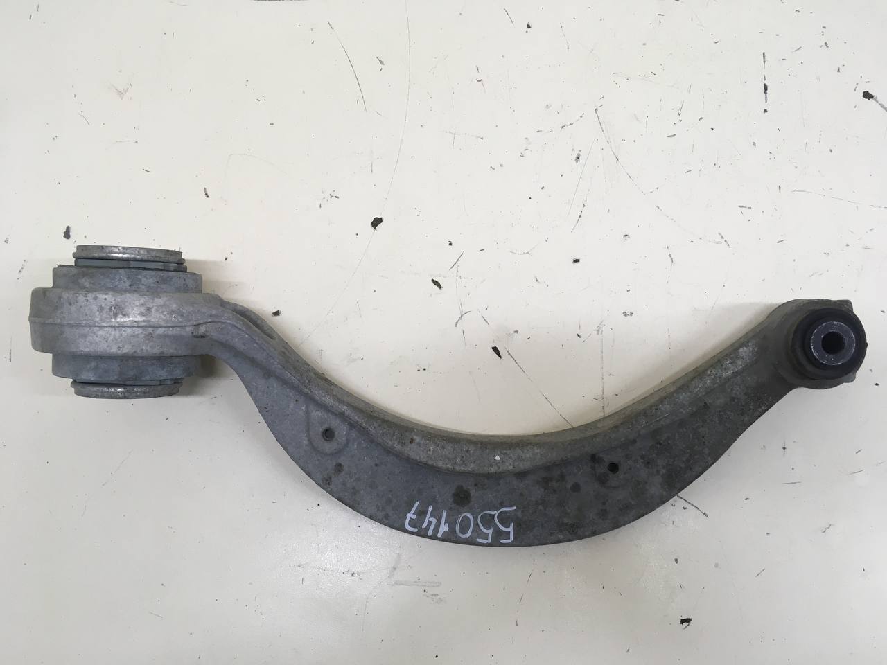 Рычаг передний Jaguar XE (760) 2014-2021