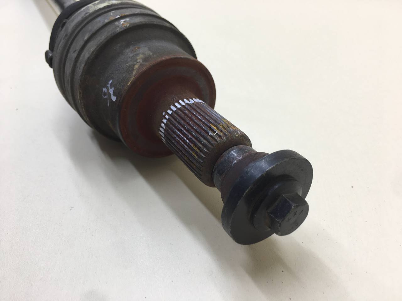 Полуось задняя Volvo XC90 2002-2015