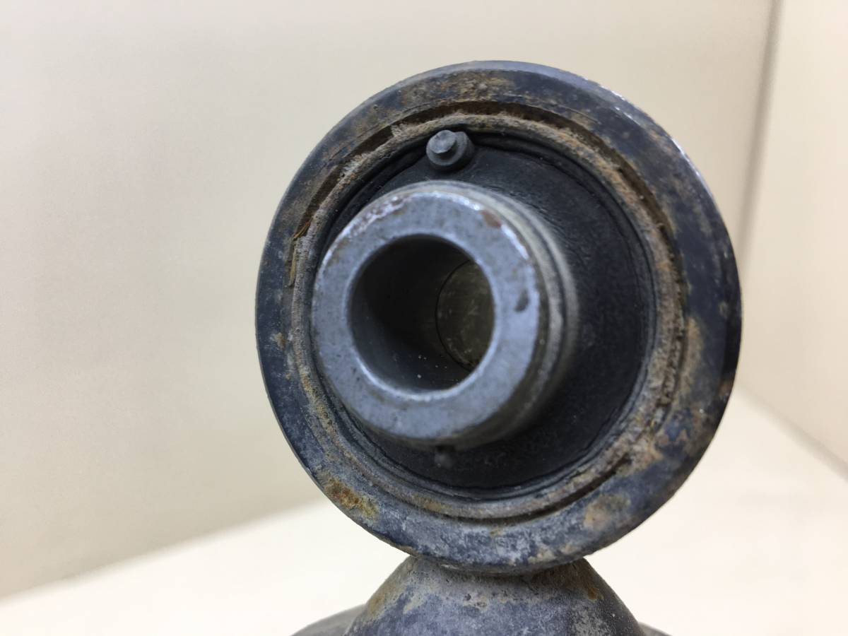 Амортизатор задний Toyota Rav 4 (XA40) 2013-2019