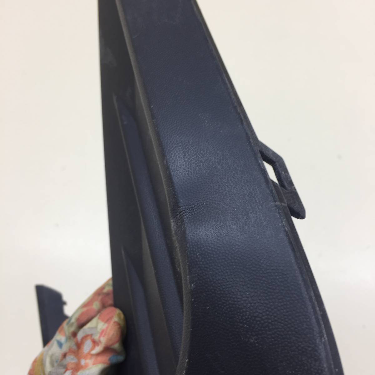 Накладка переднего бампера левая Volkswagen Tiguan 2017>