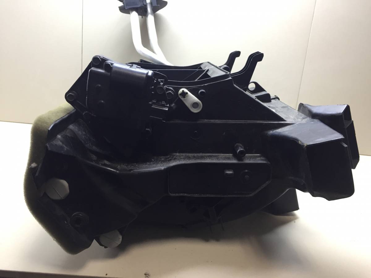 Корпус отопителя Chrysler 300С (LX) 2004-2011