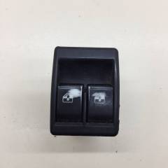 Блок управления стеклоподъемниками Lada Granta 2011>