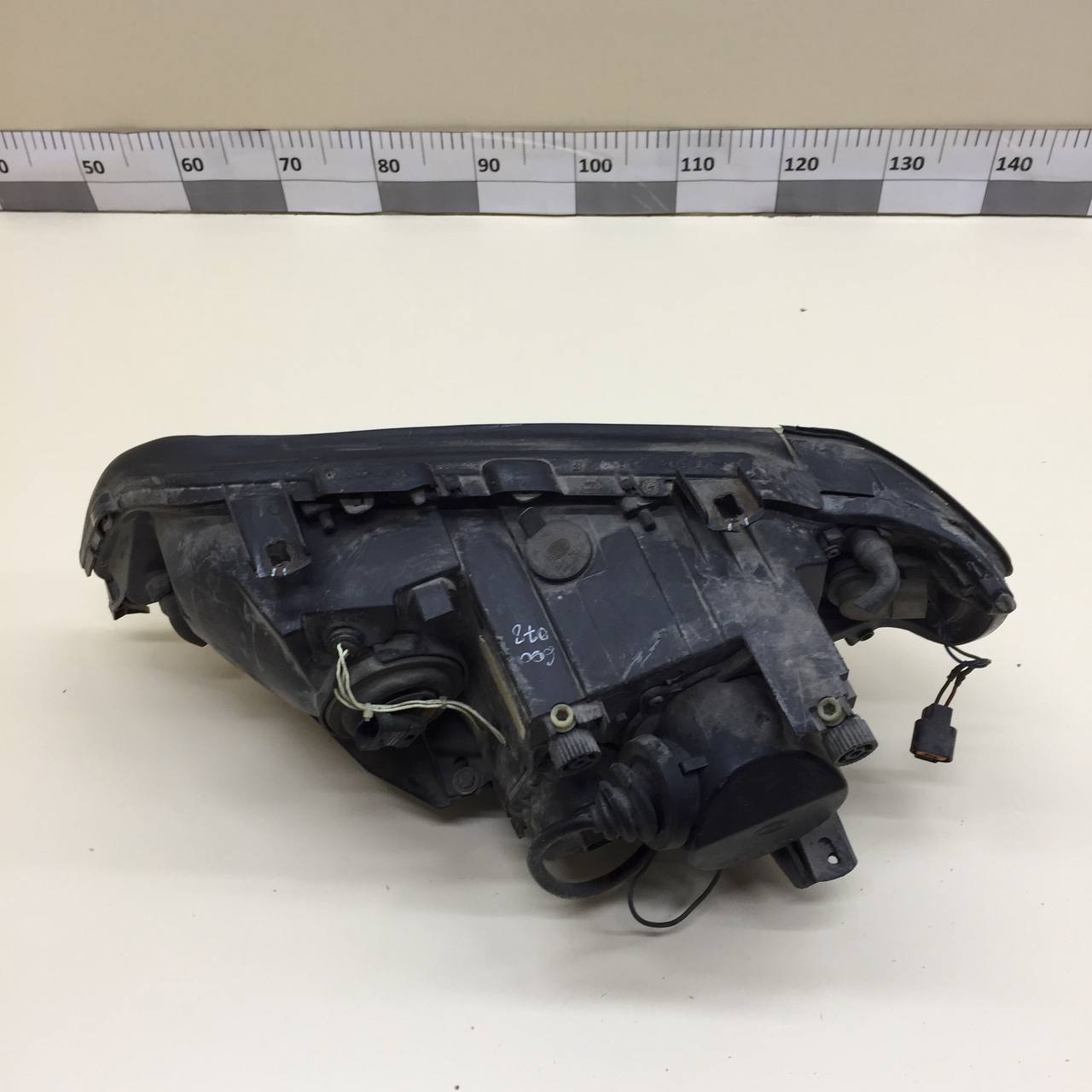 Фара правая BMW X5 E53 2000-2007