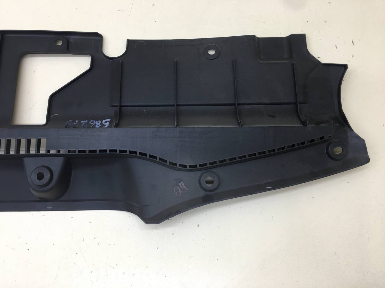 Кожух замка капота Subaru B9 Tribeca (WX/W10) 2004-2008