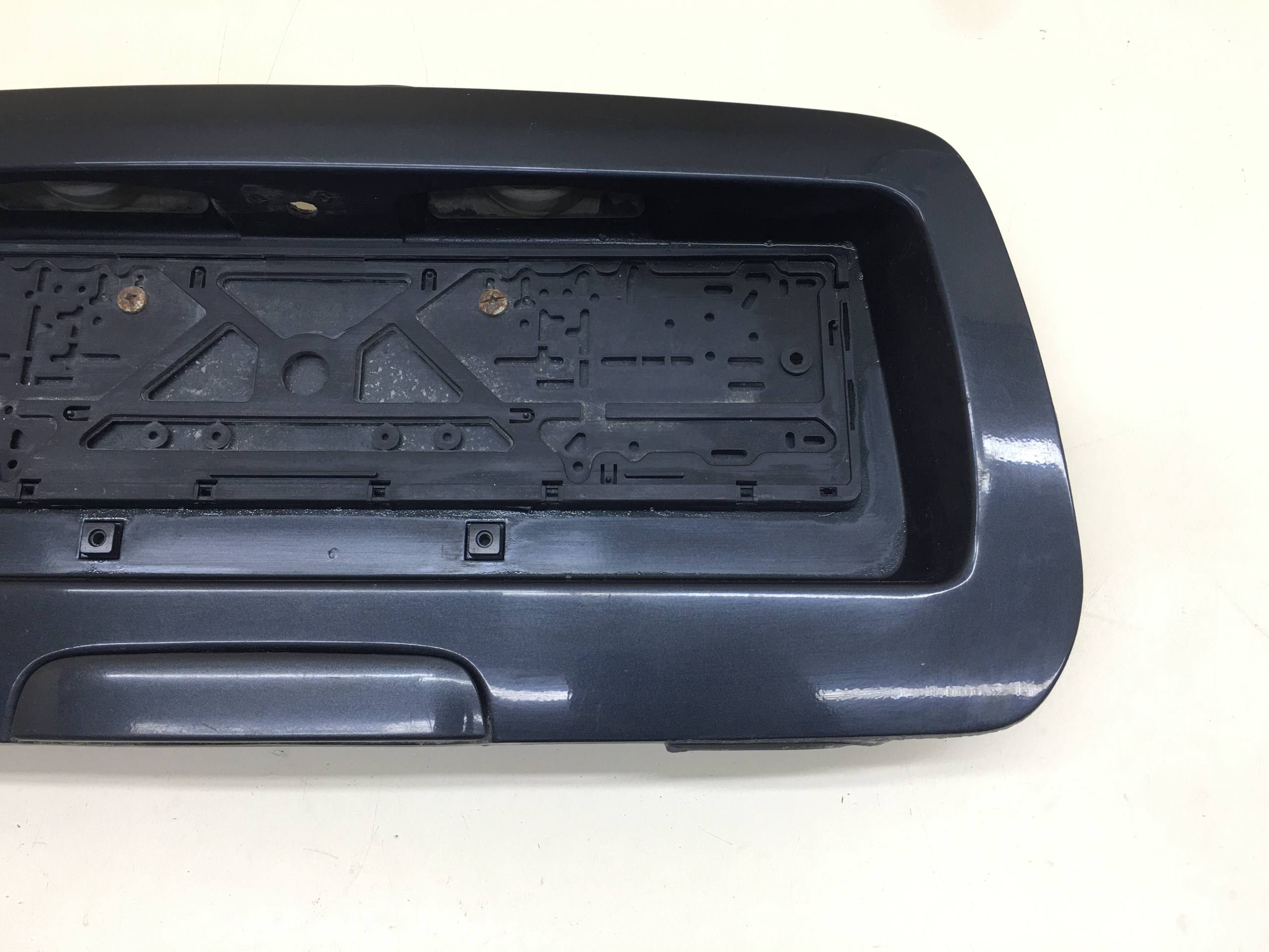 Накладка двери багажника Chevrolet TrailBlazer (GMT360) 2001-2010