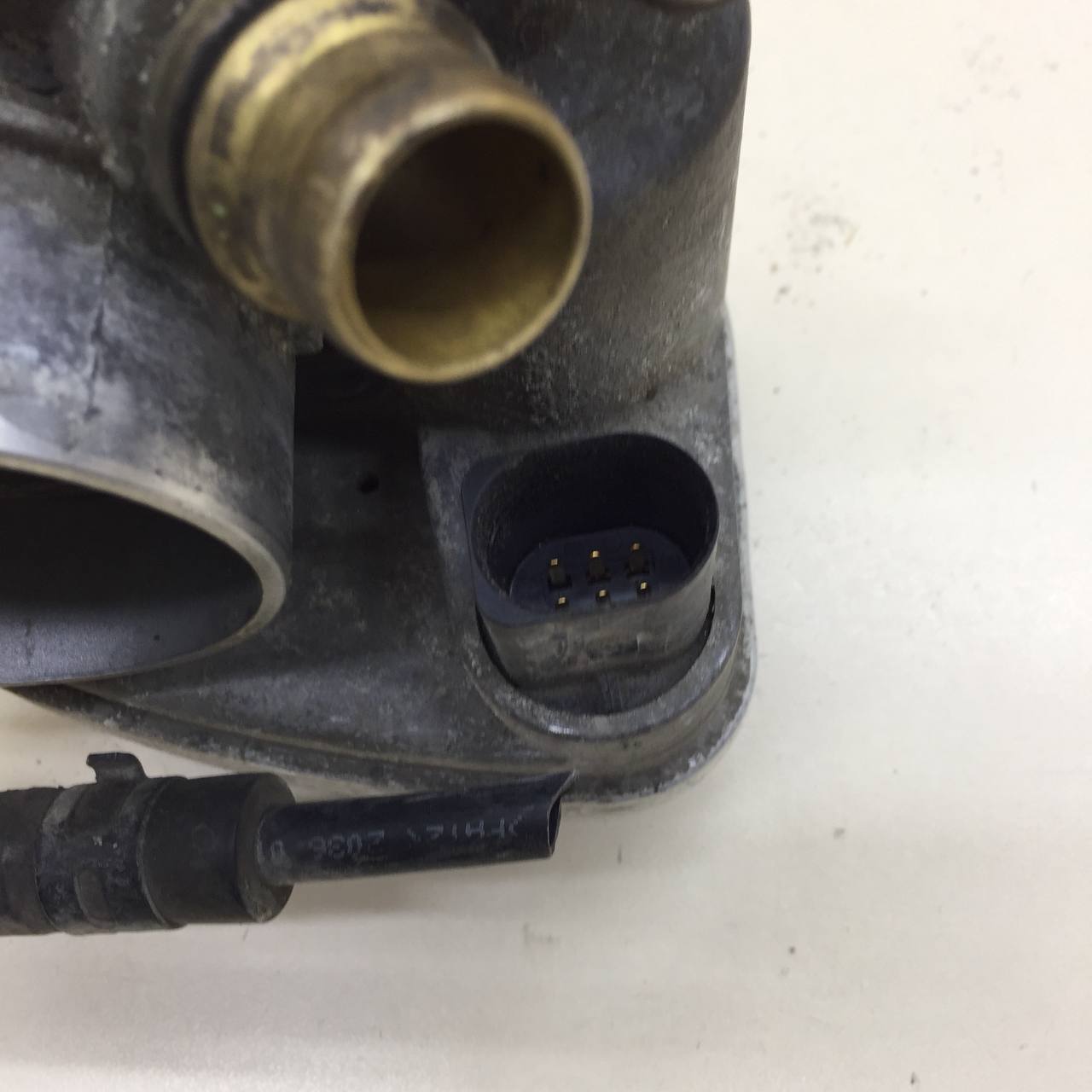 Заслонка дроссельная электрическая Chevrolet Cruze (J300) 2009-2016