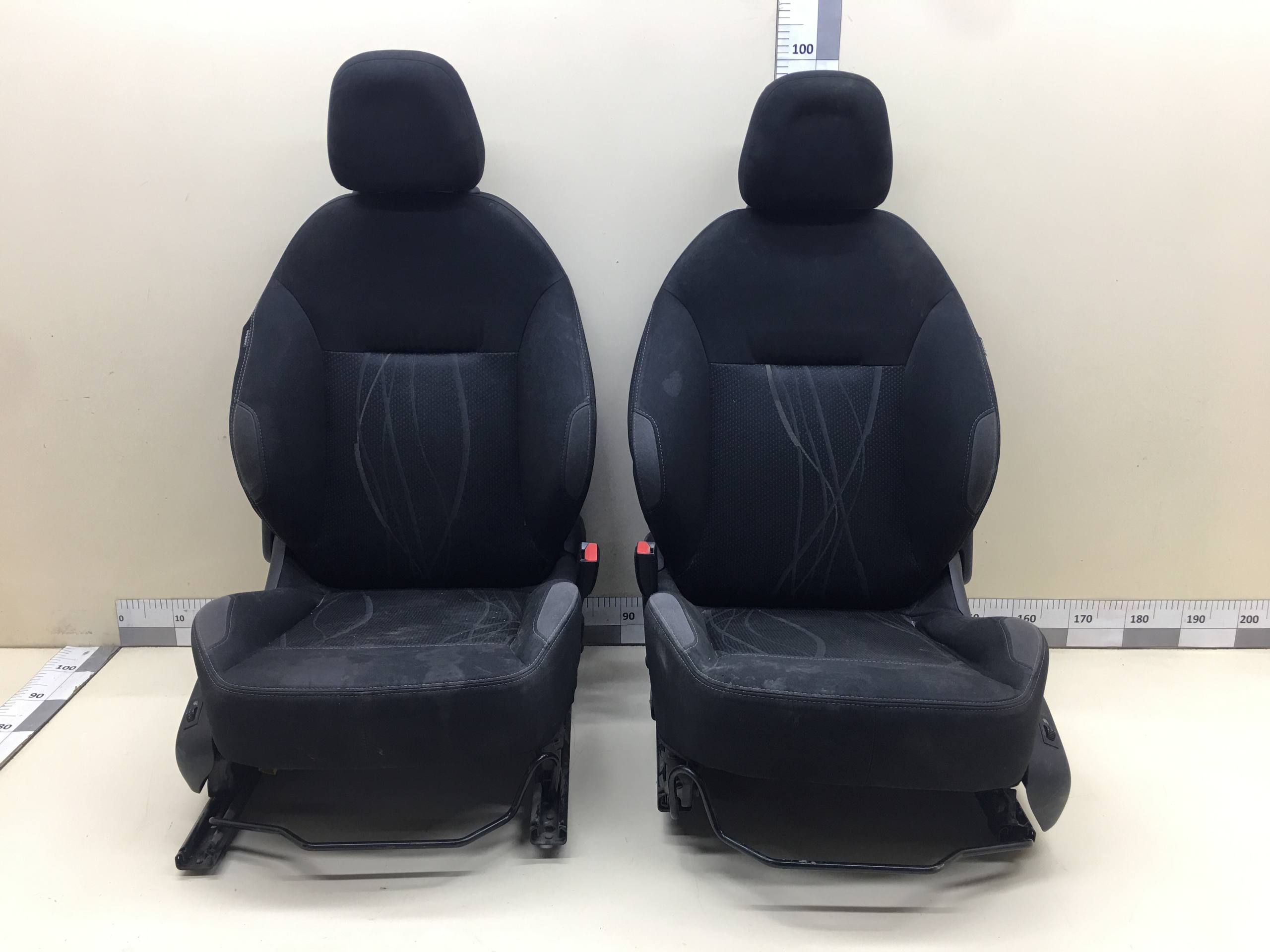 Сиденье (комплект) Peugeot 208 2012>
