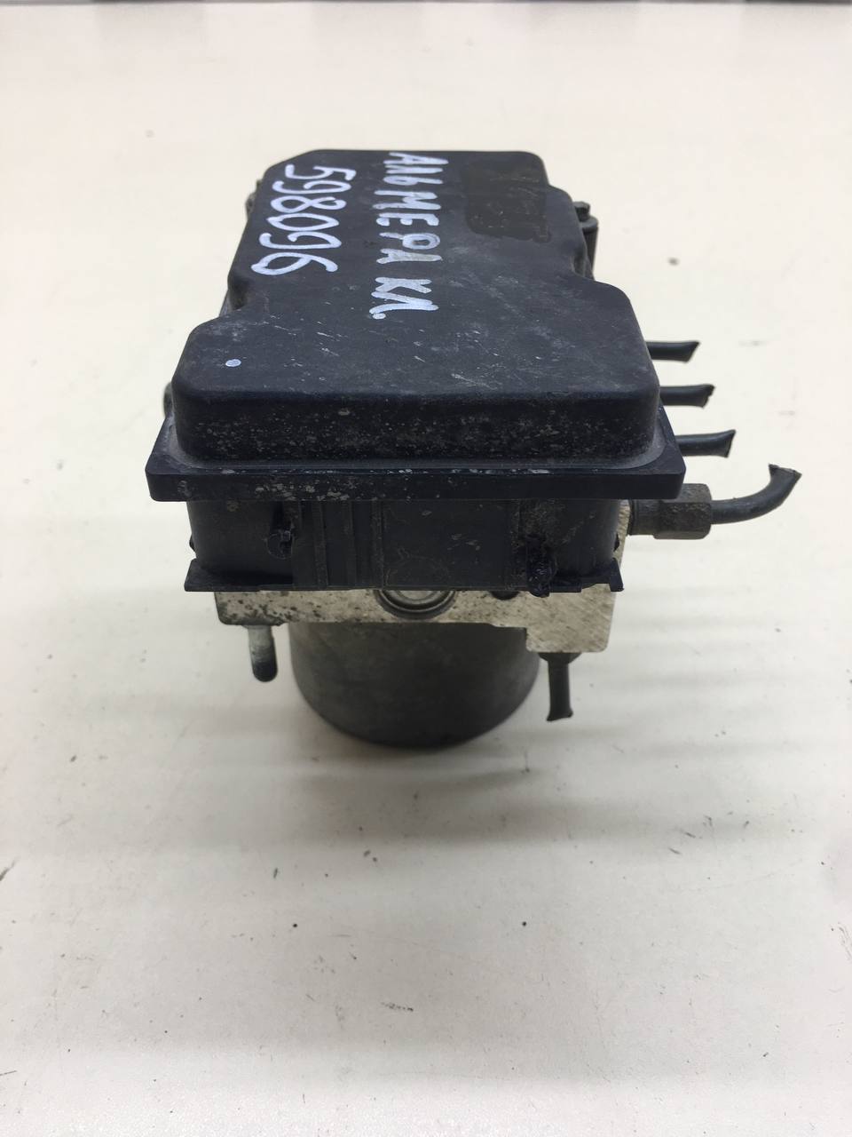 Блок ABS (насос) Nissan Almera Classic (B10) 2006-2013