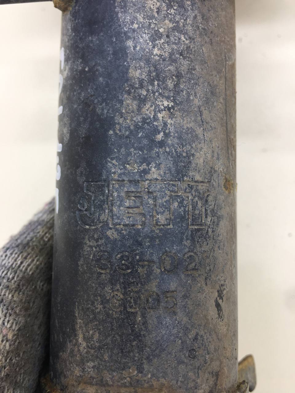 Амортизатор передний Skoda Rapid 2012-2020