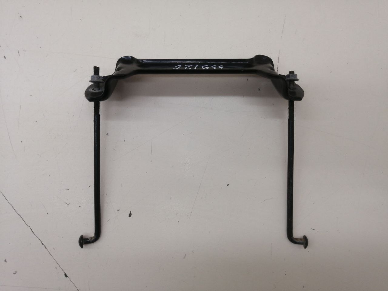 Крепление аккумулятора Chery Tiggo 8 Pro 2021-2024