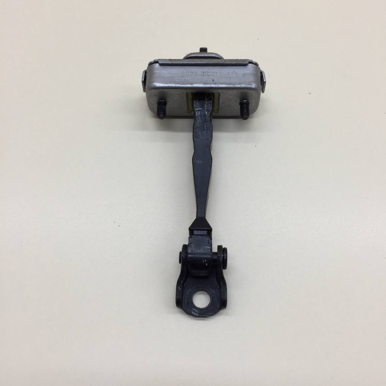 Ограничитель двери Chery Tiggo 4 Pro 2021>