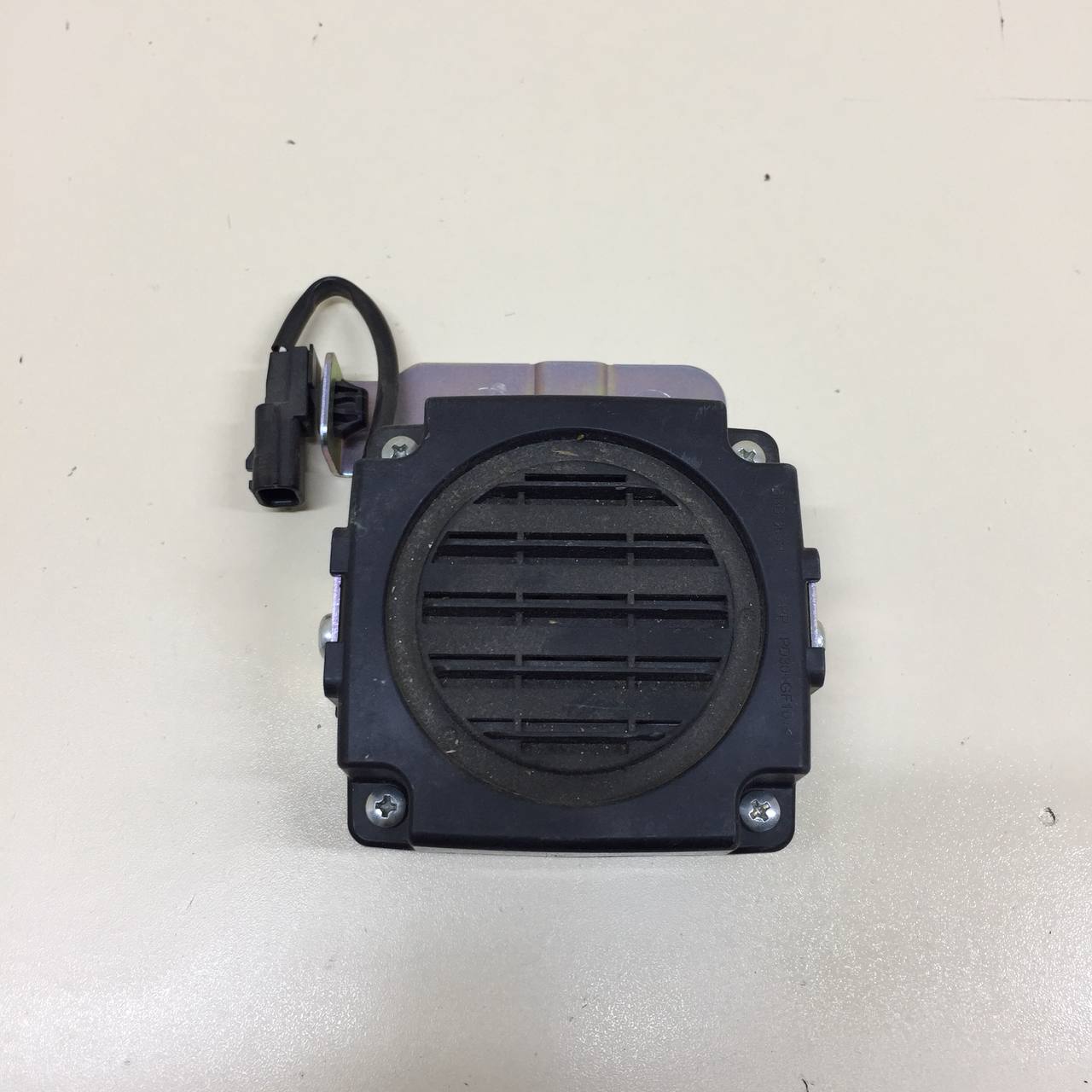 Сирена сигнализации (штатной) Nissan Qashqai (J11) 2014>