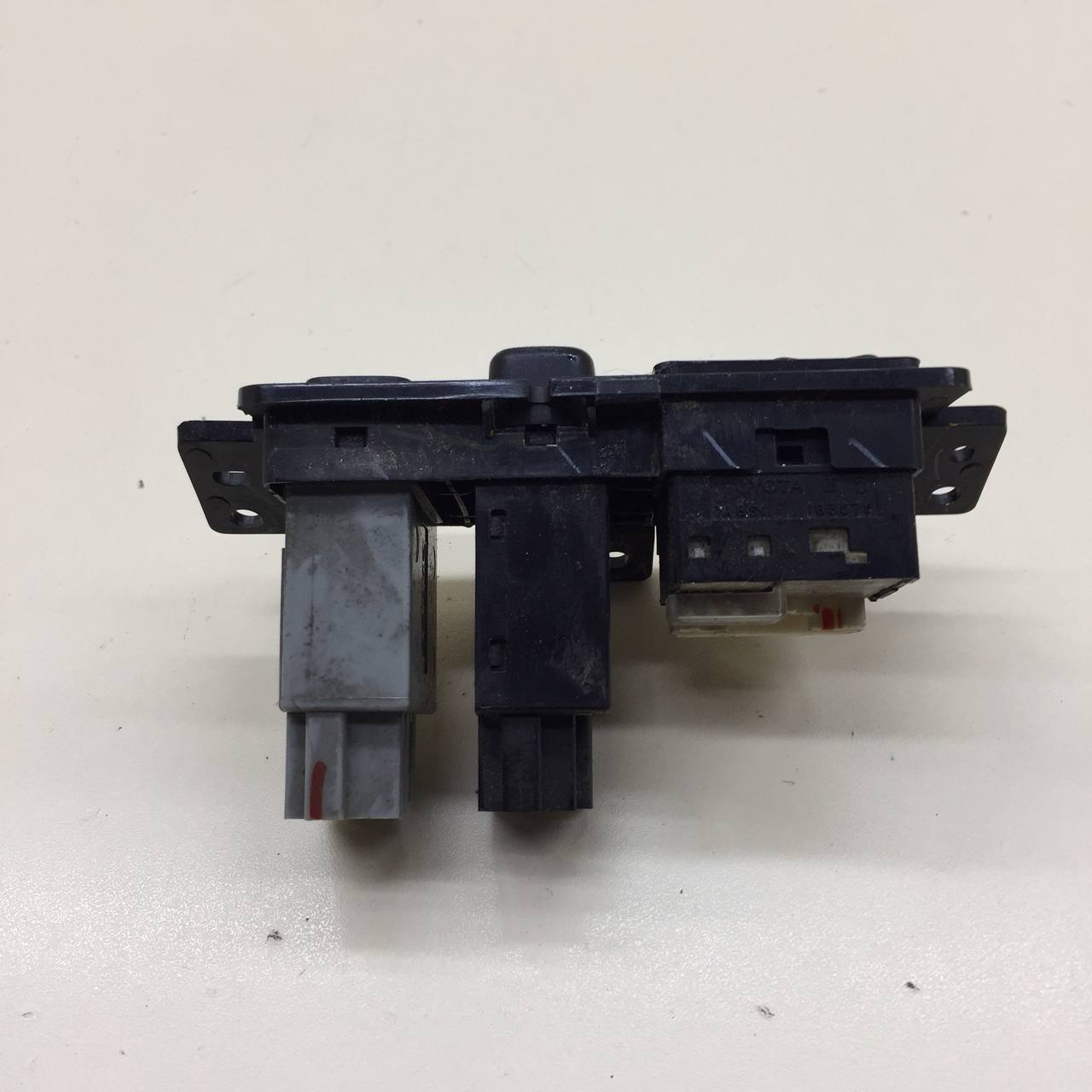 Блок кнопок Mitsubishi L200 (KB) 2006-2016