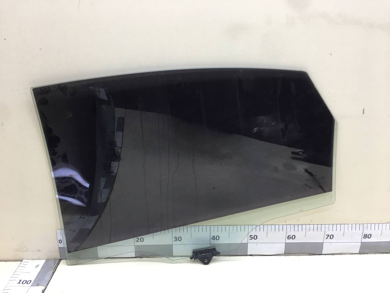 Стекло двери задней правой Hyundai Elantra (HD) 2006-2010