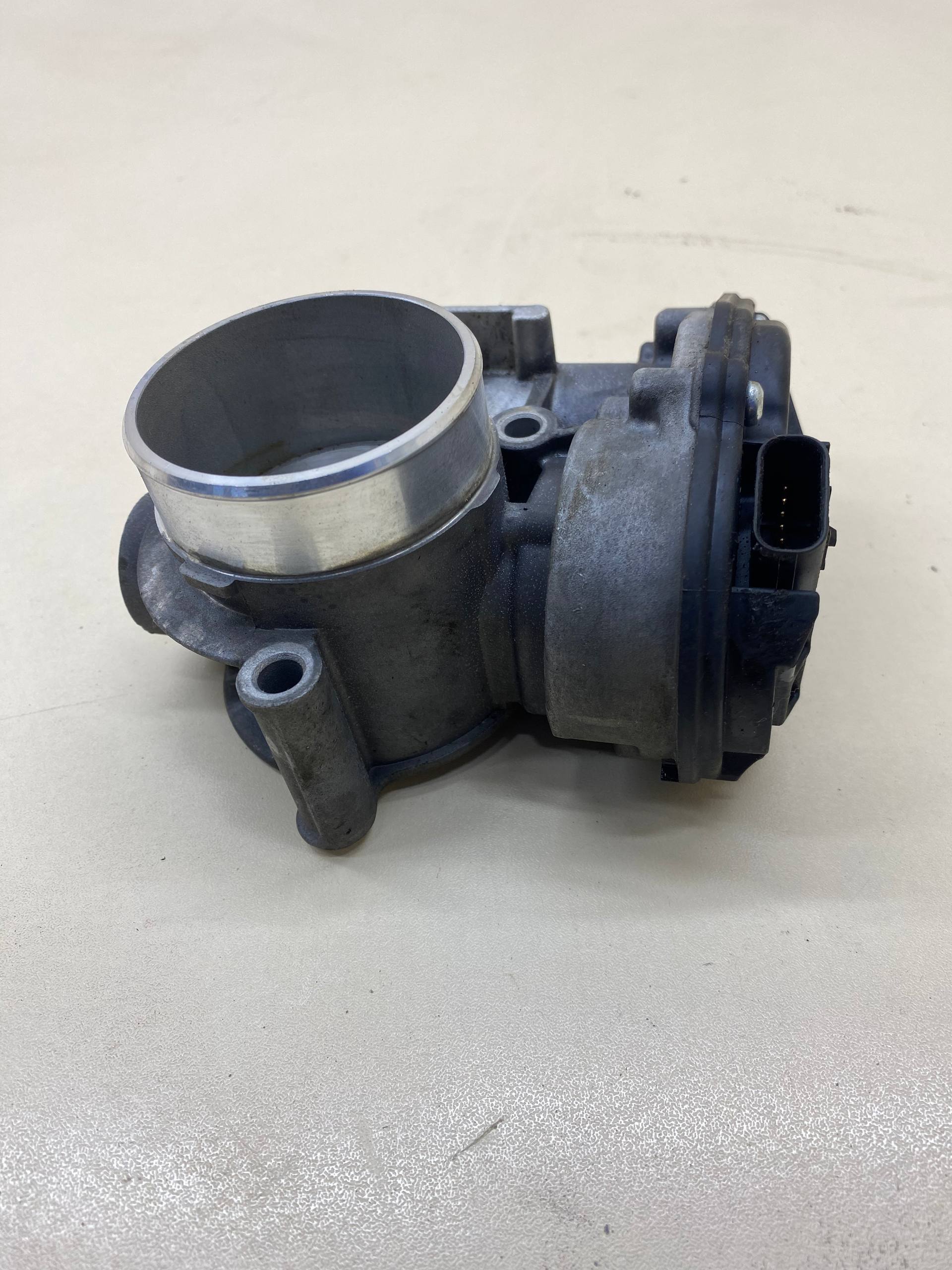 Заслонка дроссельная электрическая Lada X-RAY 2016>