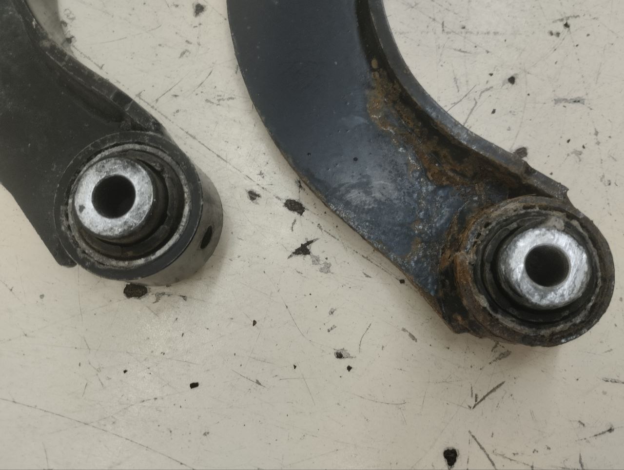 Рычаг задний верхний Volkswagen Golf 6 (5K) 2009-2013