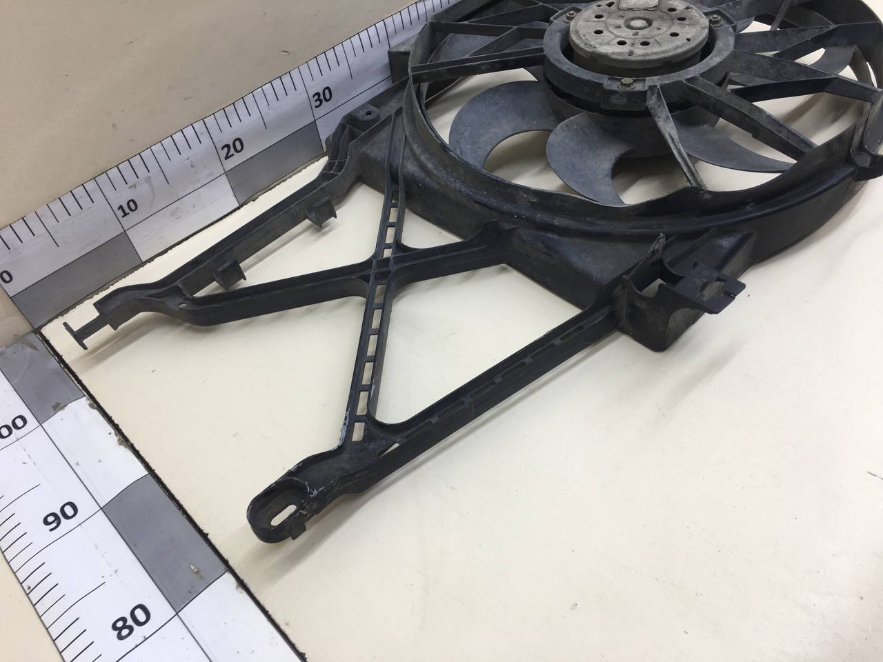 Диффузор вентилятора Opel Astra H / Family 2004-2015