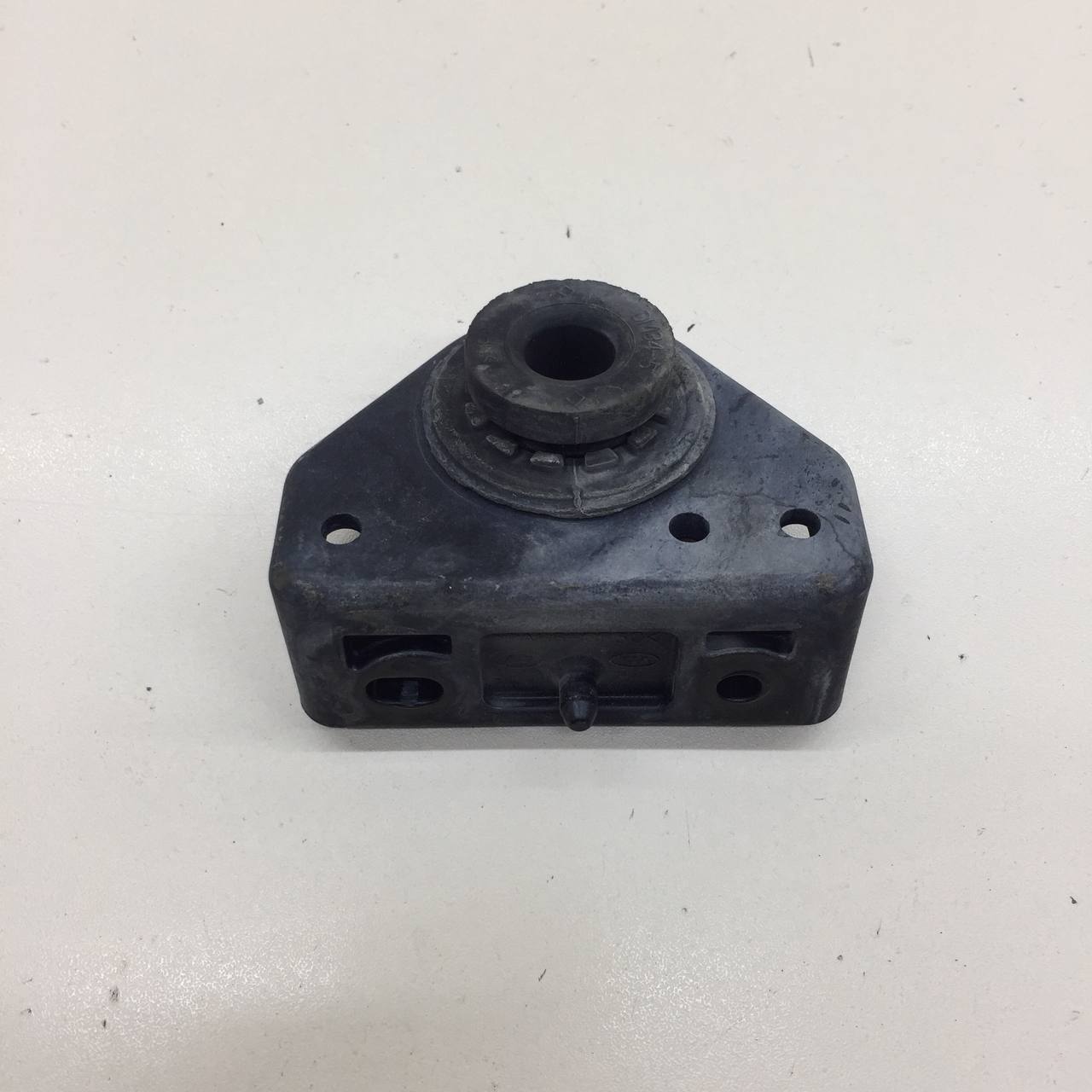 Кронштейн радиатора Hyundai Tucson (TL) 2015-2021