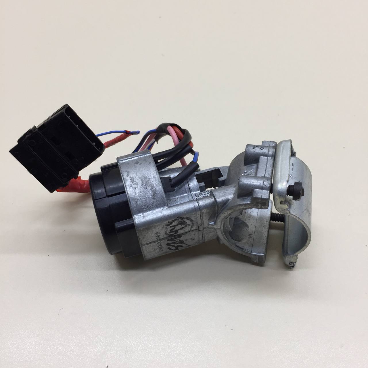 Замок зажигания Lada  Niva Travel 2020>