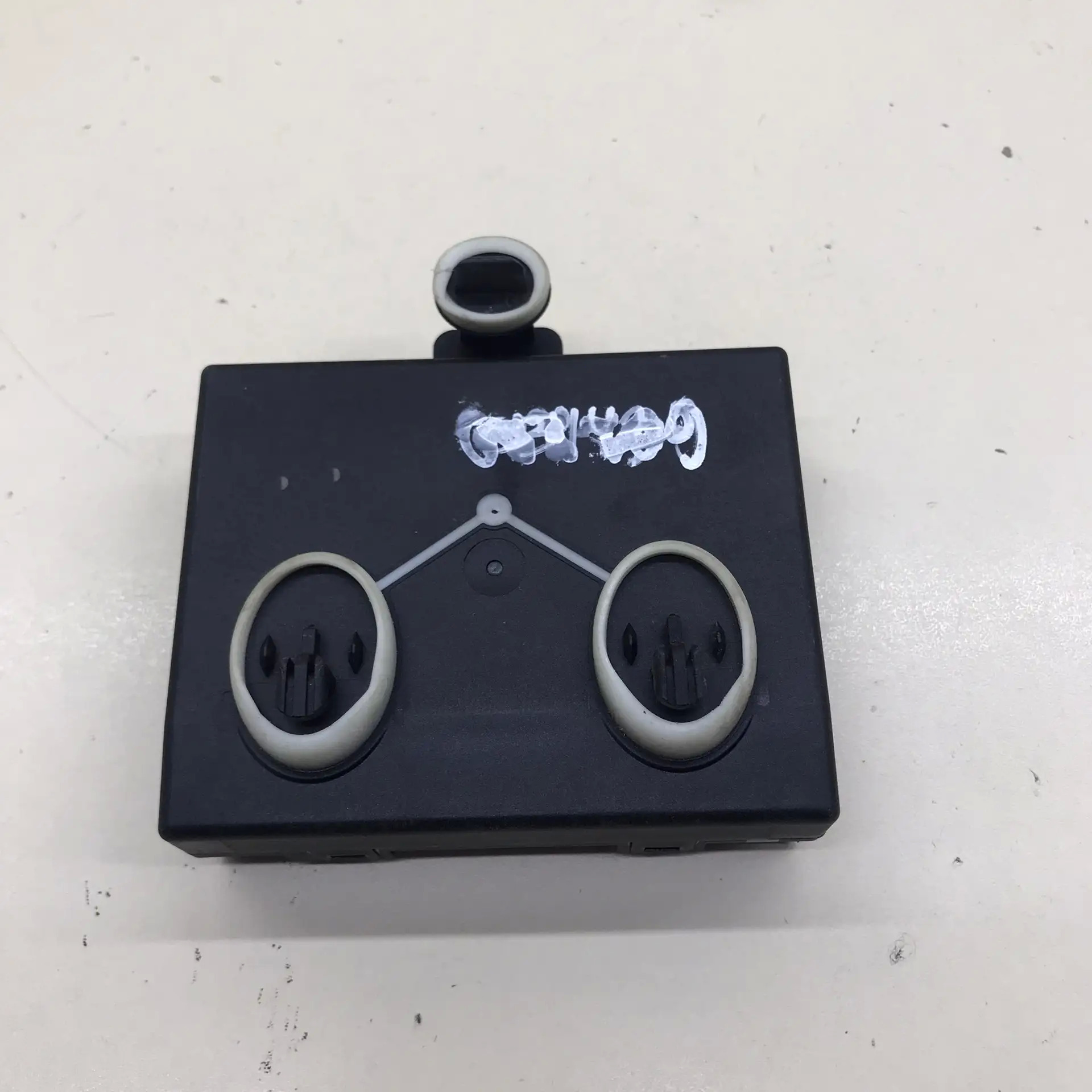 Блок комфорта Audi Q5 (8R) 2008-2017