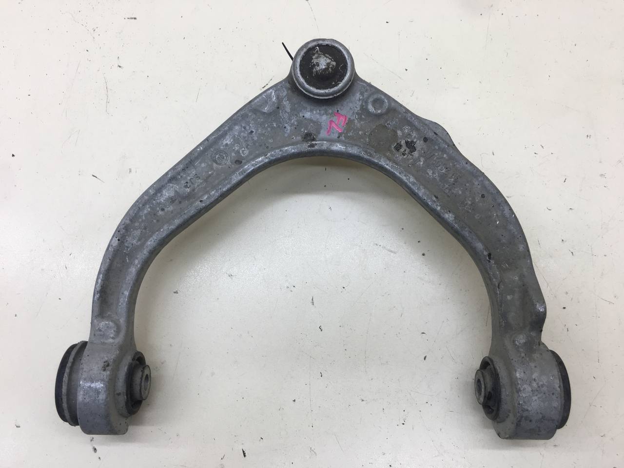 Рычаг передний верхний левый BMW X6 F16/F86 2014-2020