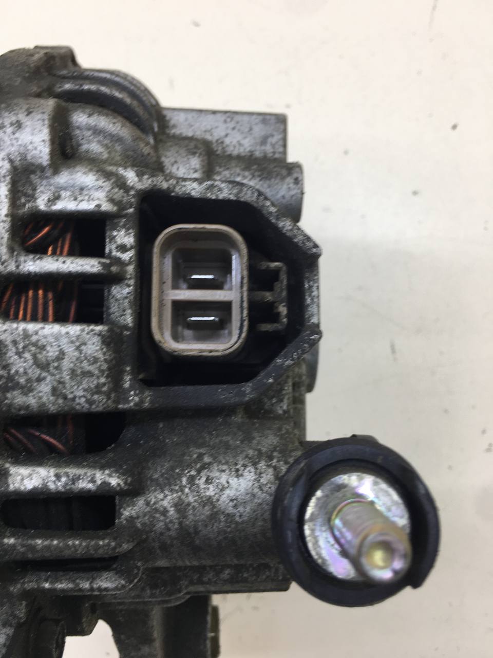 Генератор Mazda Demio (DY) 2002-2007