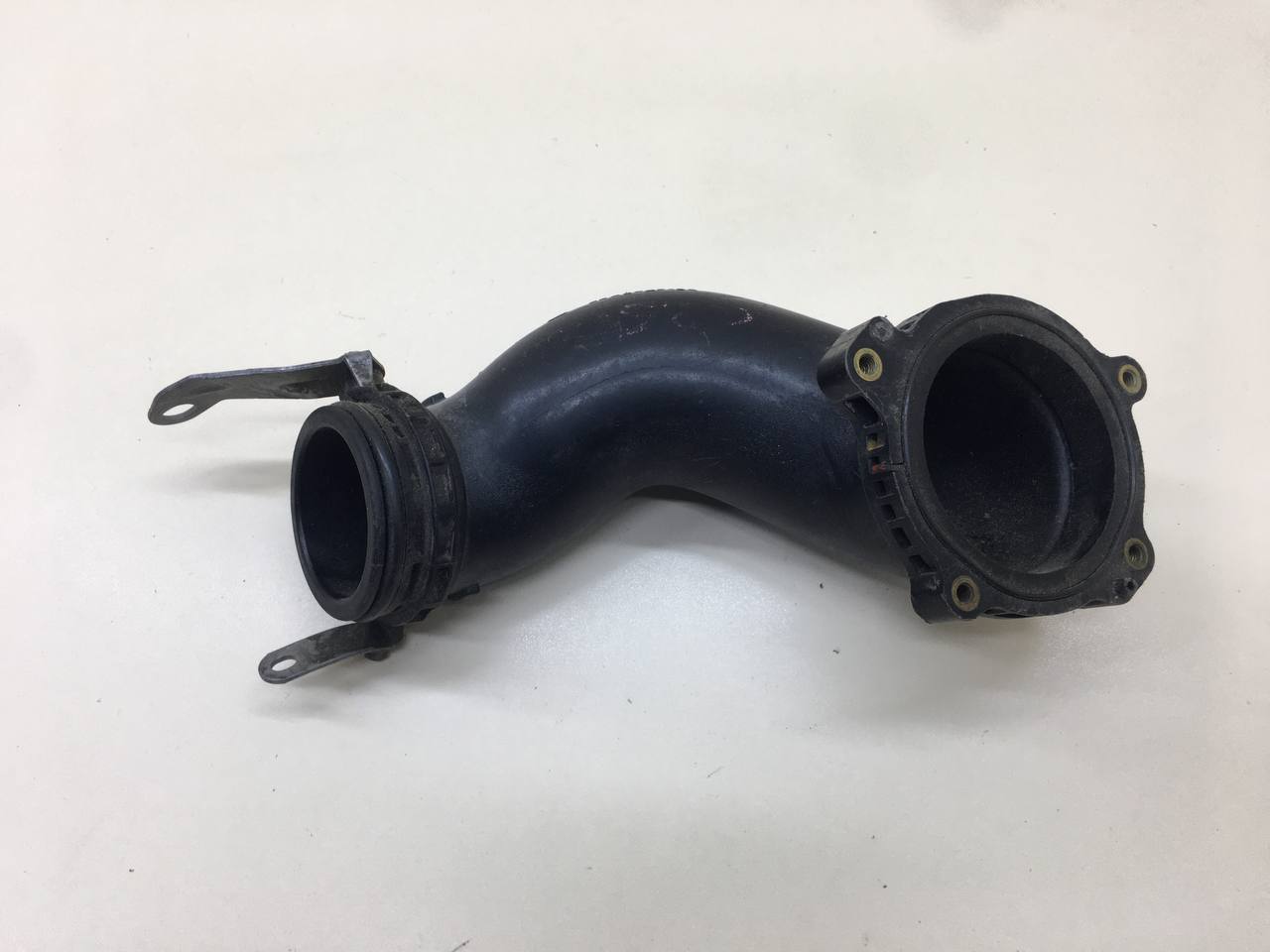 Воздуховод Mercedes-Benz C-Class (W205) 2014>