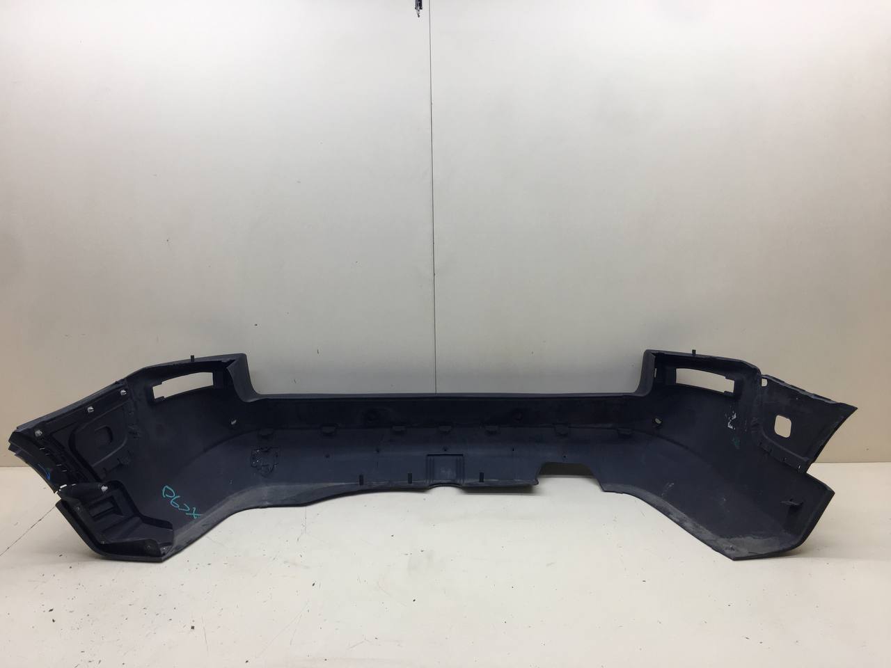 Бампер задний Volvo XC90 2002-2015