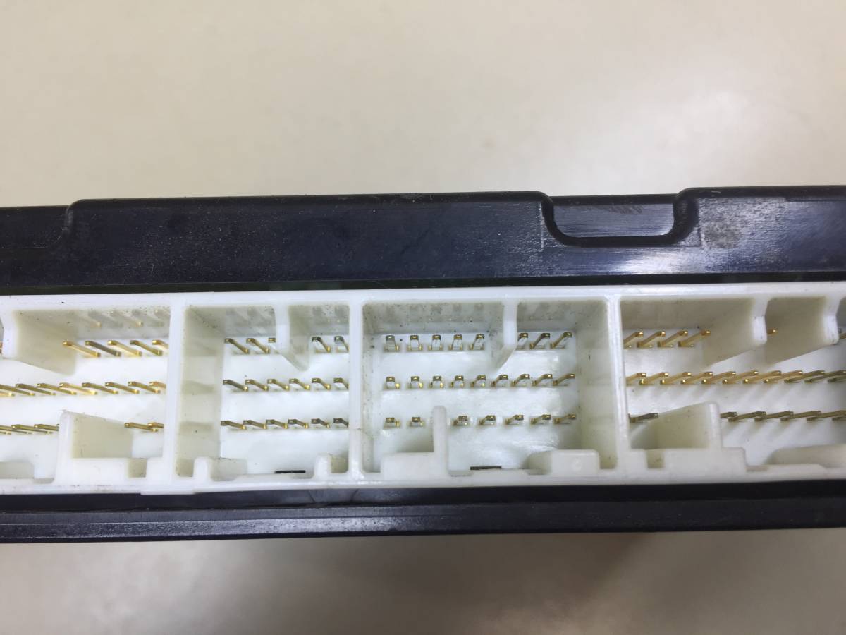 Блок электронный Lexus LS 430 (UCF30) 2000-2006