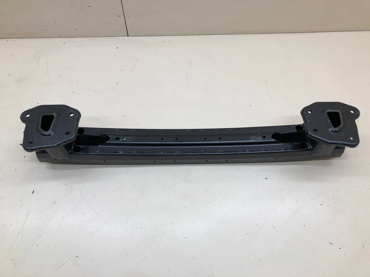 Усилитель заднего бампера Subaru B9 Tribeca (WX/W10) 2004-2008