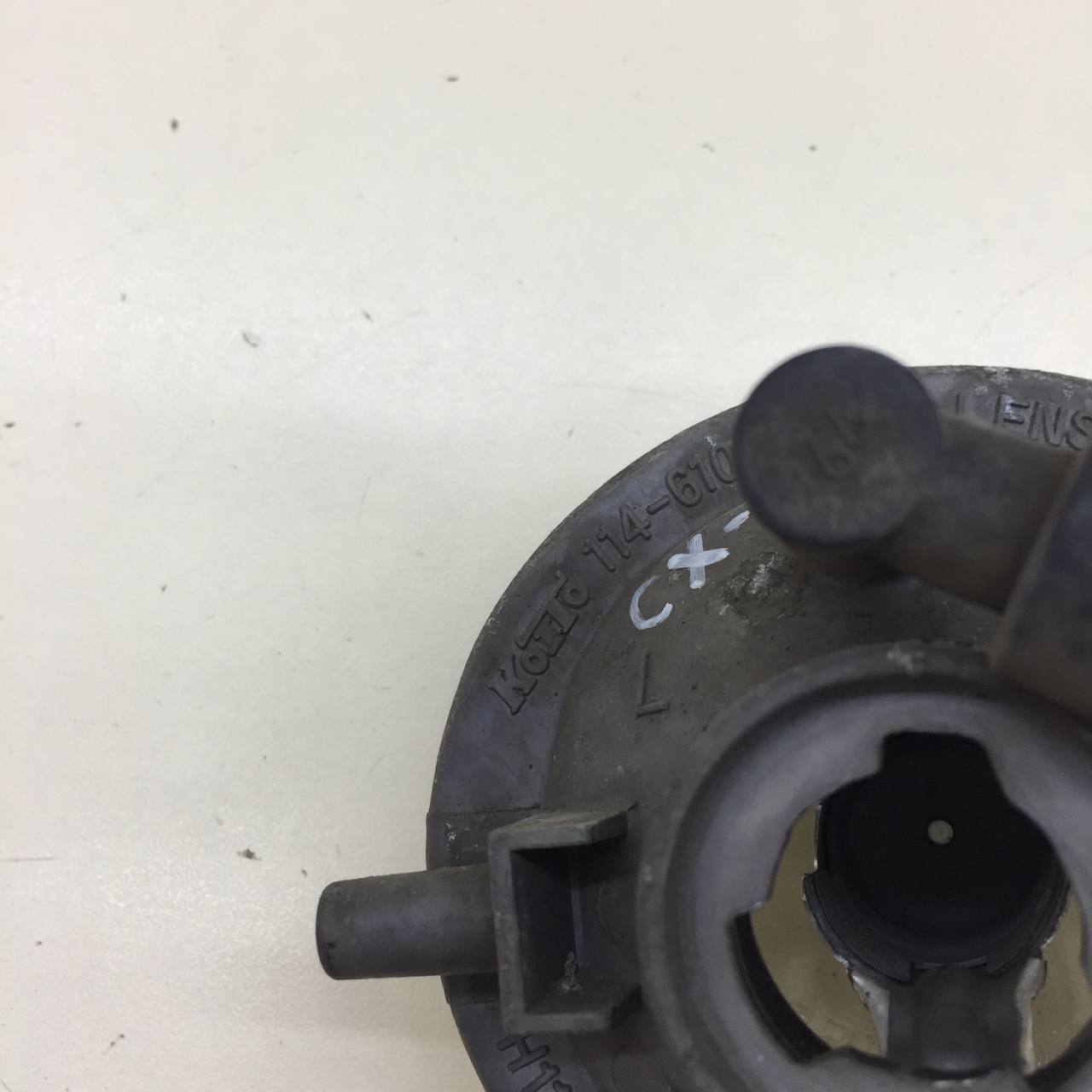 Фара противотуманная левая Mazda CX-5 (KE) 2011-2017