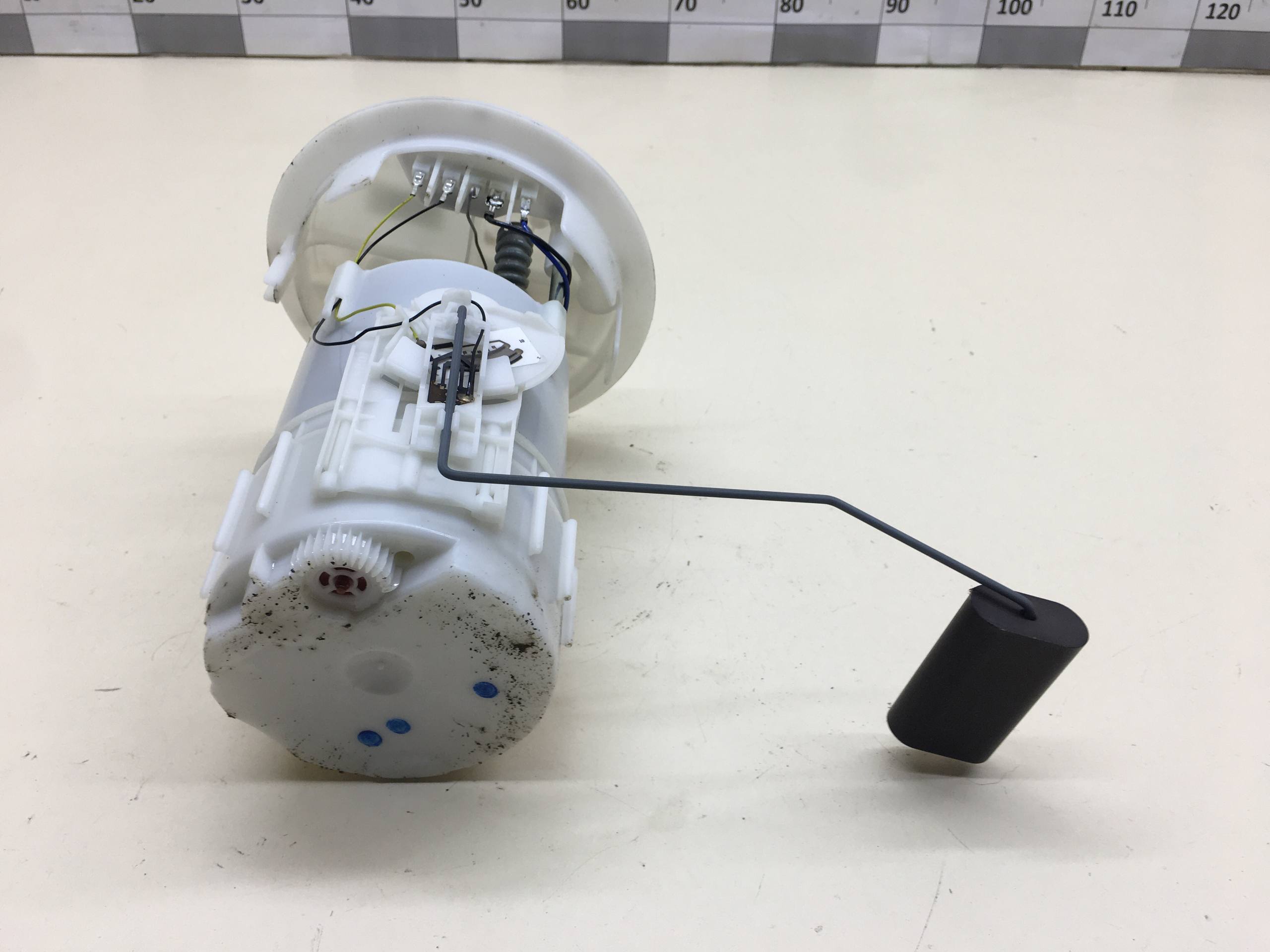 Насос топливный электрический Peugeot 208 2012>