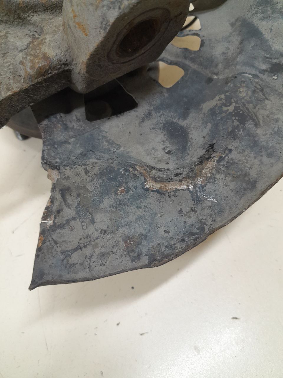 Кулак поворотный передний правый Toyota Camry (XV50) 2011-2017