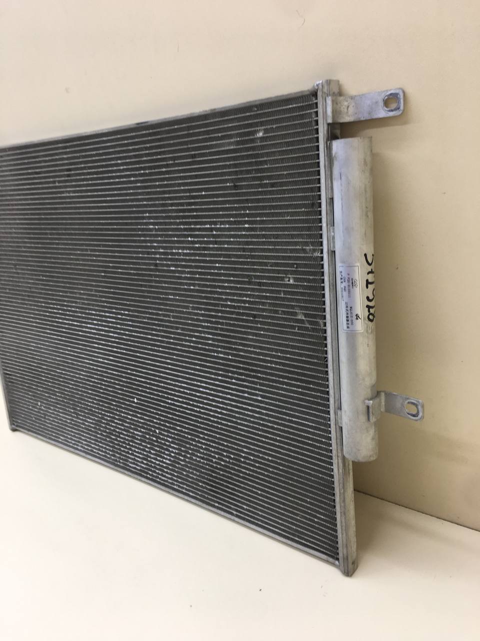 Радиатор кондиционера (конденсер) Jetour Dashing 2022>