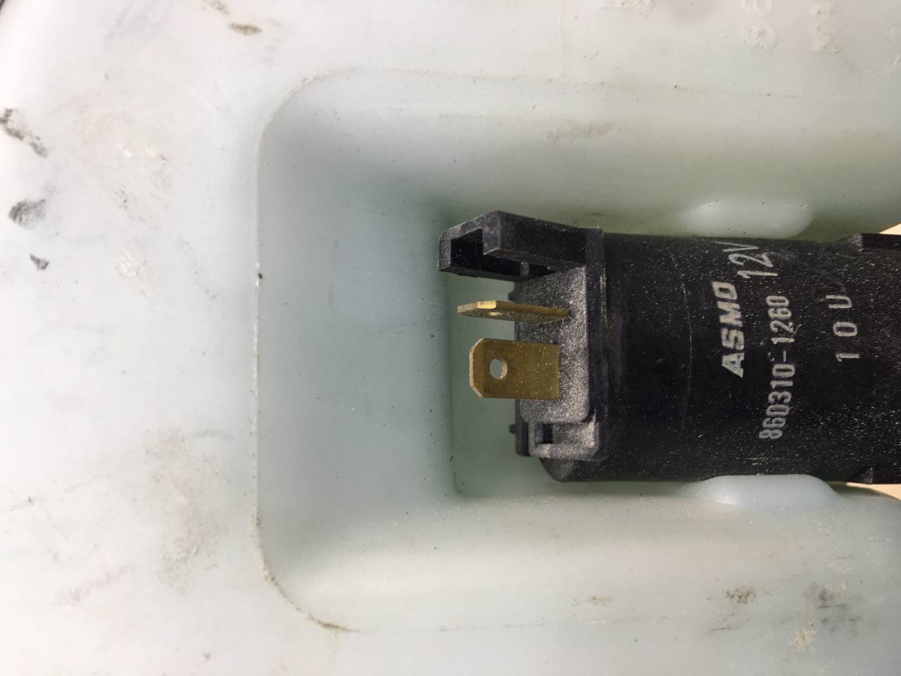 Бачок омывателя Mitsubishi Pajero/Montero Sport (K9) 1997-2008