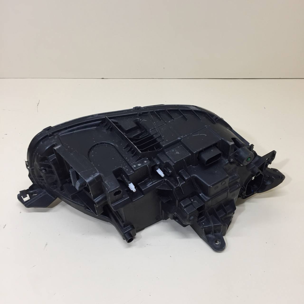 Фара левая Volvo XC90 2015>