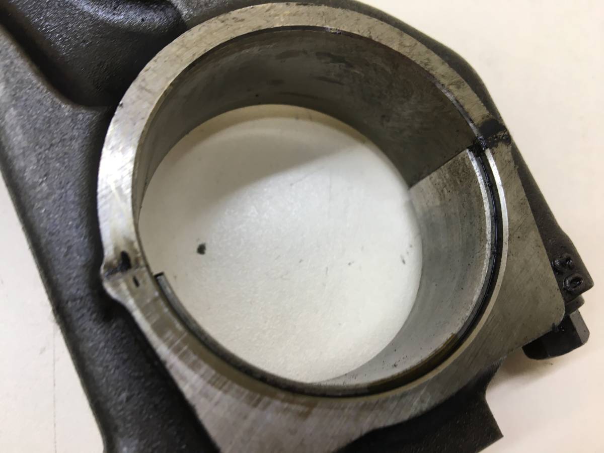 Поршень с шатуном Jaguar XE (760) 2014-2021