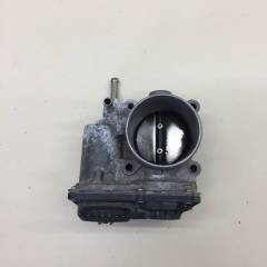 Заслонка дроссельная электрическая Toyota Auris (E150) 2006-2012