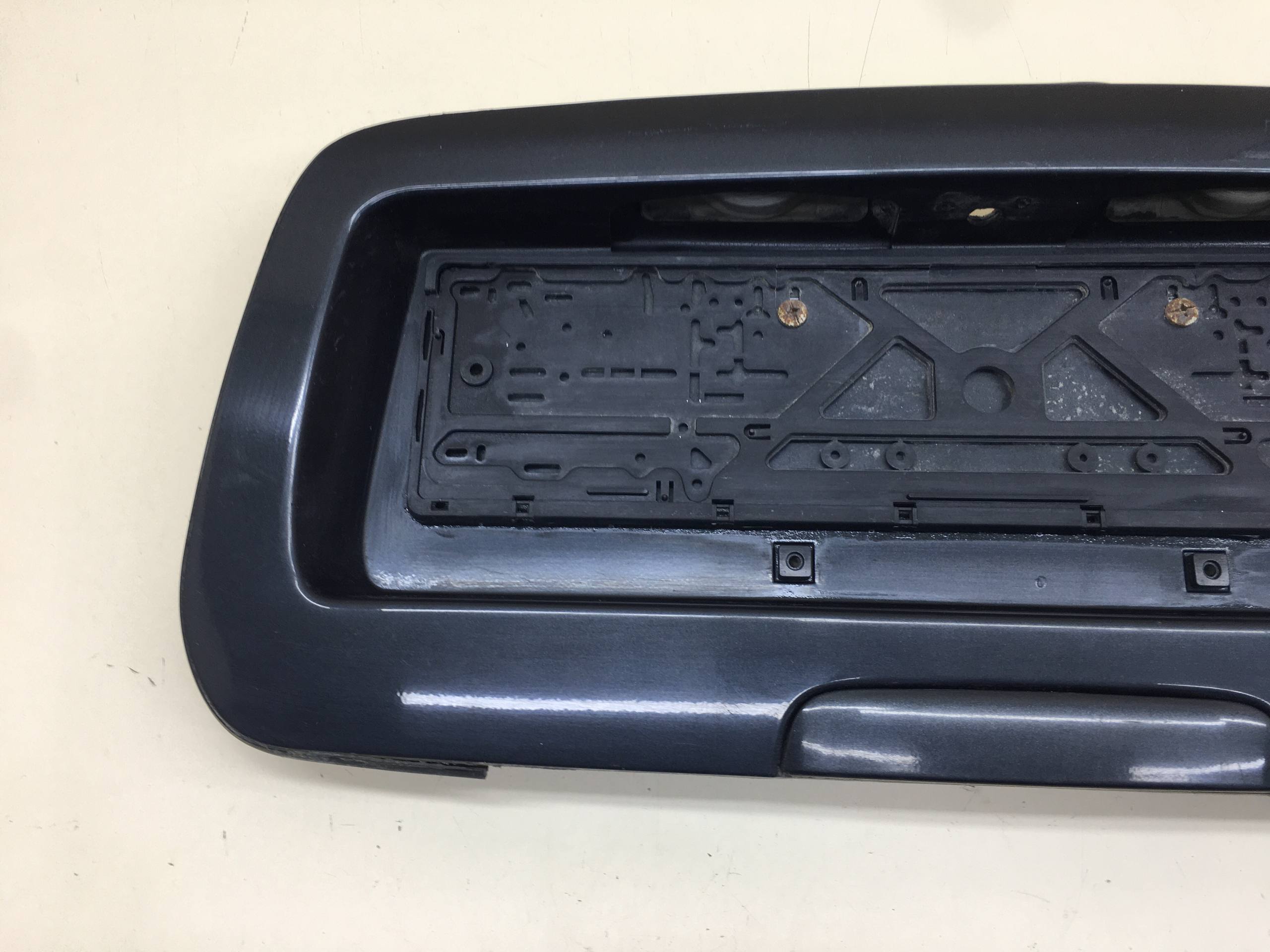 Накладка двери багажника Chevrolet TrailBlazer (GMT360) 2001-2010