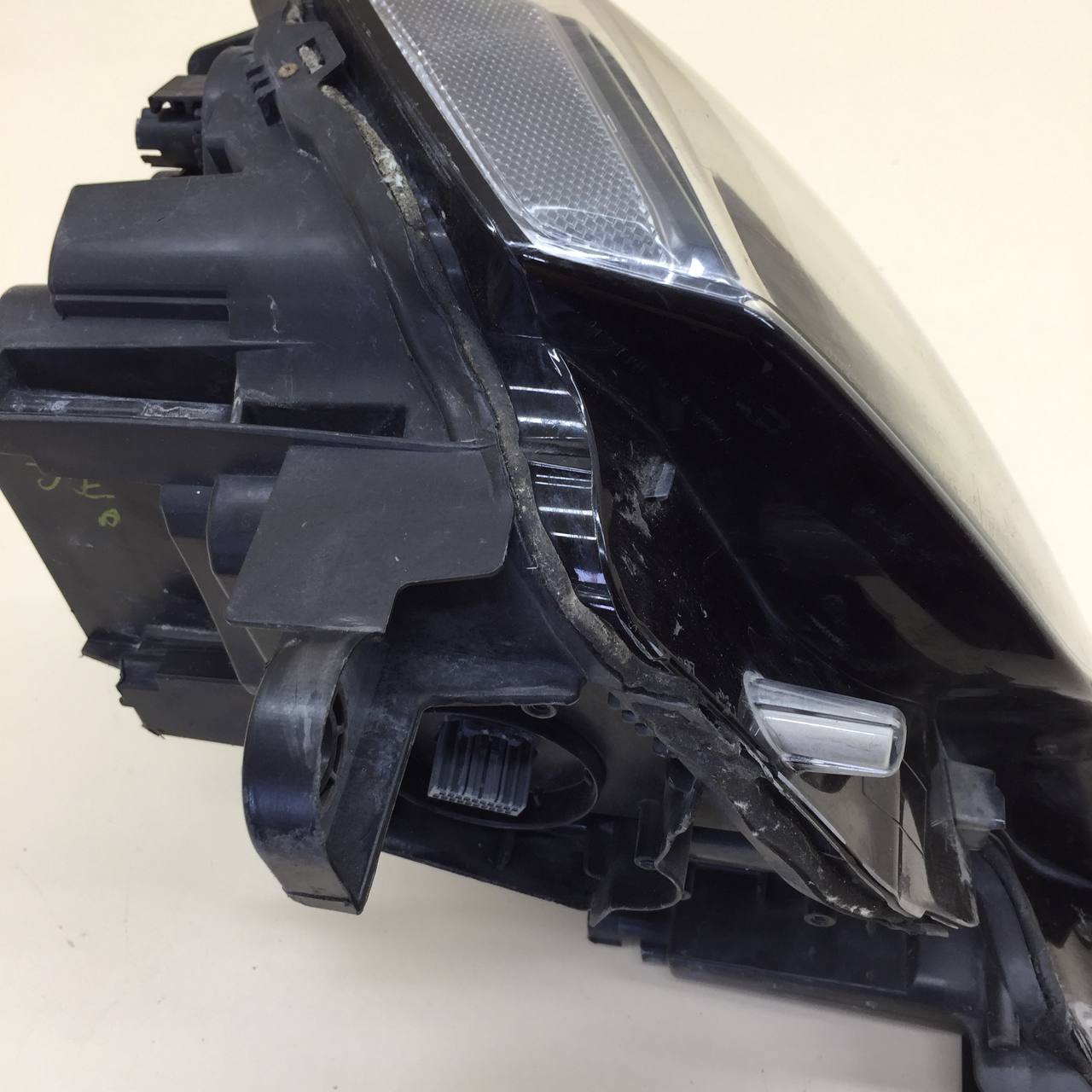 Фара правая Jeep Grand Cherokee (WK2) 2010>