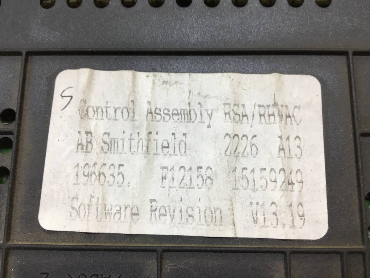 Блок управления климатической установкой Chevrolet TrailBlazer (GMT360) 2001-2010