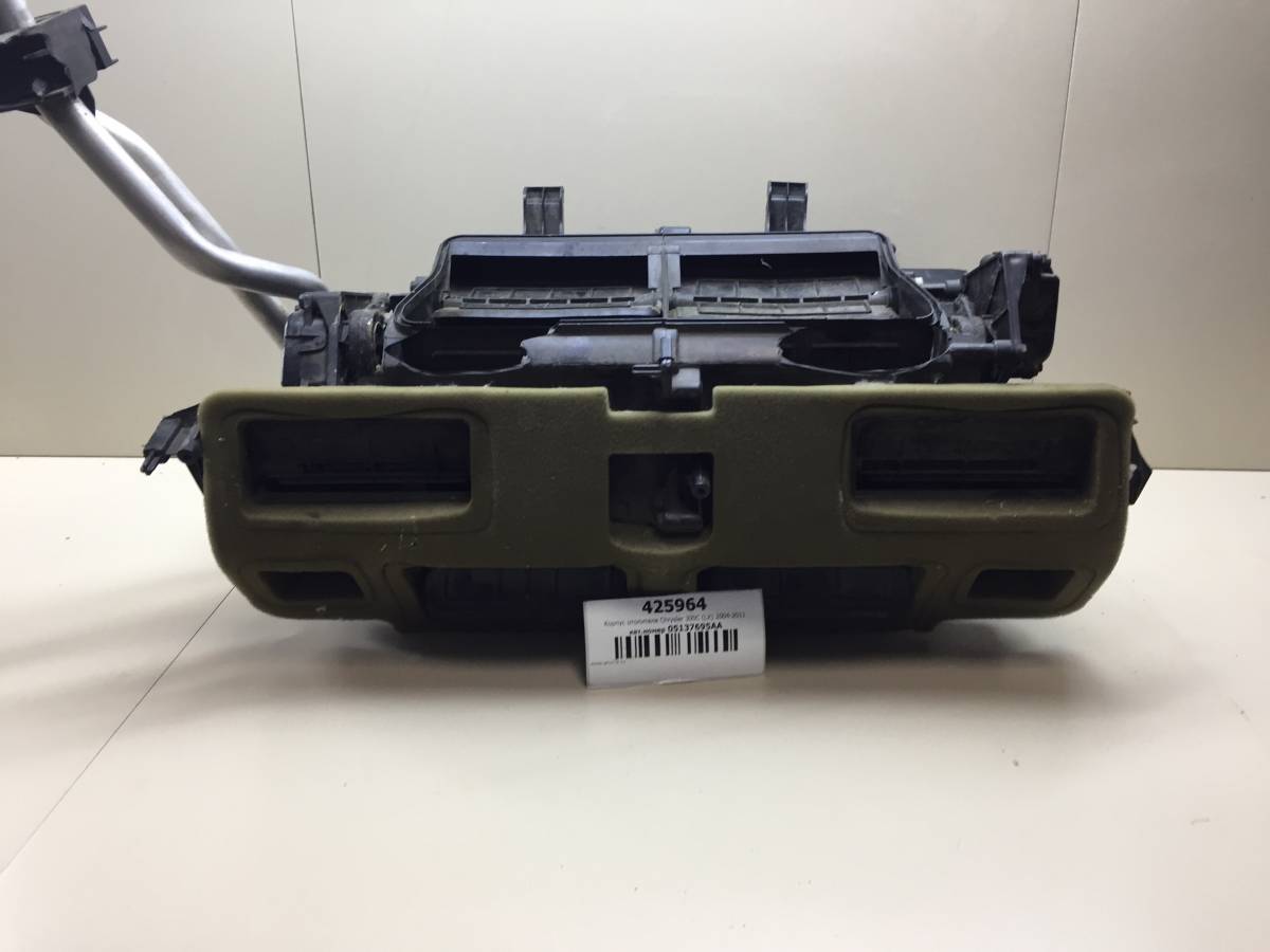 Корпус отопителя Chrysler 300С (LX) 2004-2011