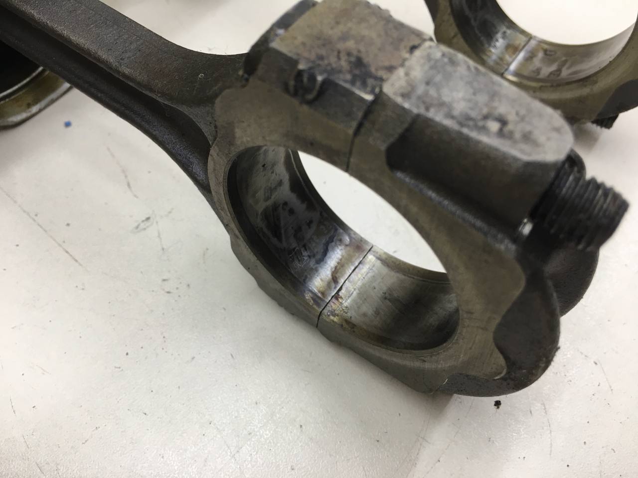 Поршень с шатуном Renault Logan (2) 2014>