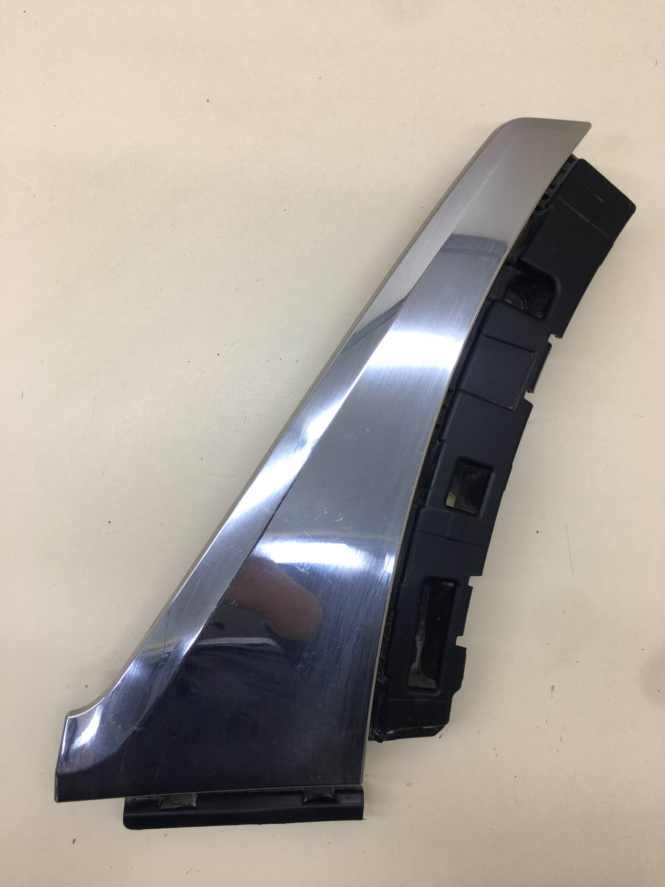 Накладка переднего крыла правого BMW X7 G07 2018>