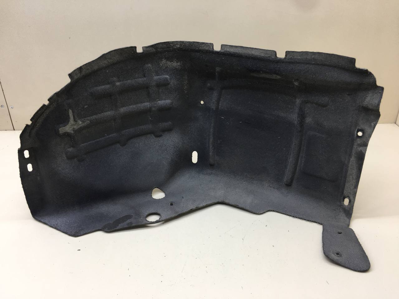 Локер передний правый Lada  Niva Travel 2020>