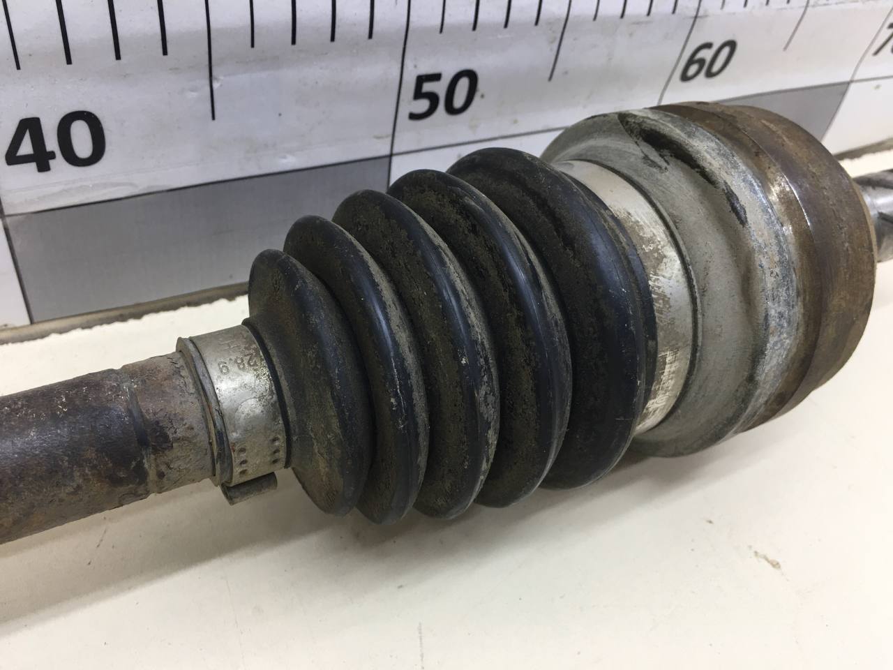 Полуось передняя левая Chevrolet Aveo T300 2011>