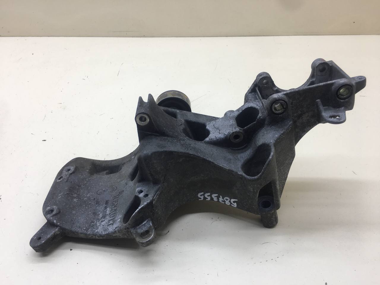 Кронштейн генератора Nissan Almera 3 (G11, G15) 2012>