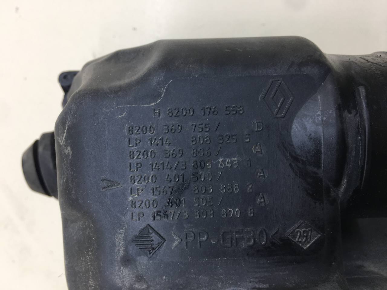 Корпус воздушного фильтра Renault Megane (2) 2002-2009