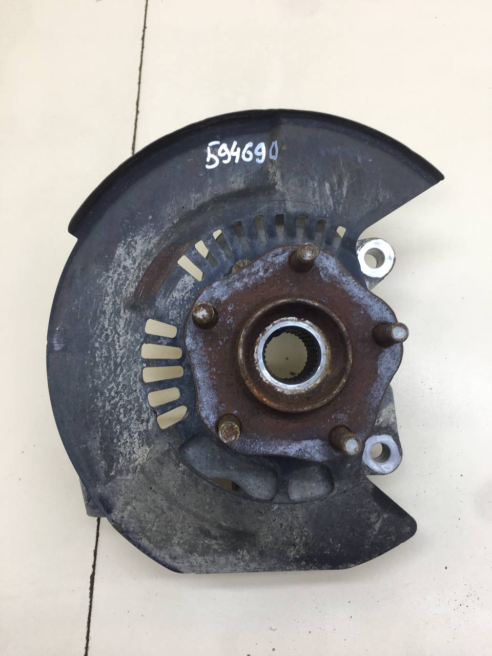 Кулак поворотный передний правый Nissan Maxima (a36) 2015-2023